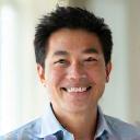 Portrait of Liam Chen, a warm and approachable nutritionist.